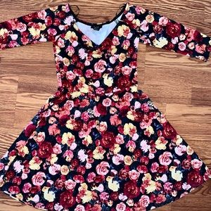 Forever 21 knee length floral dress
